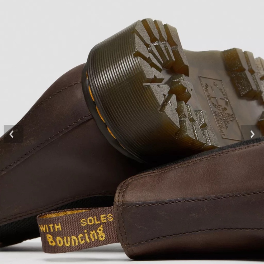 Dr. Martens Wildhorse Lamper Chelsea Boots - Picture 6 of 6